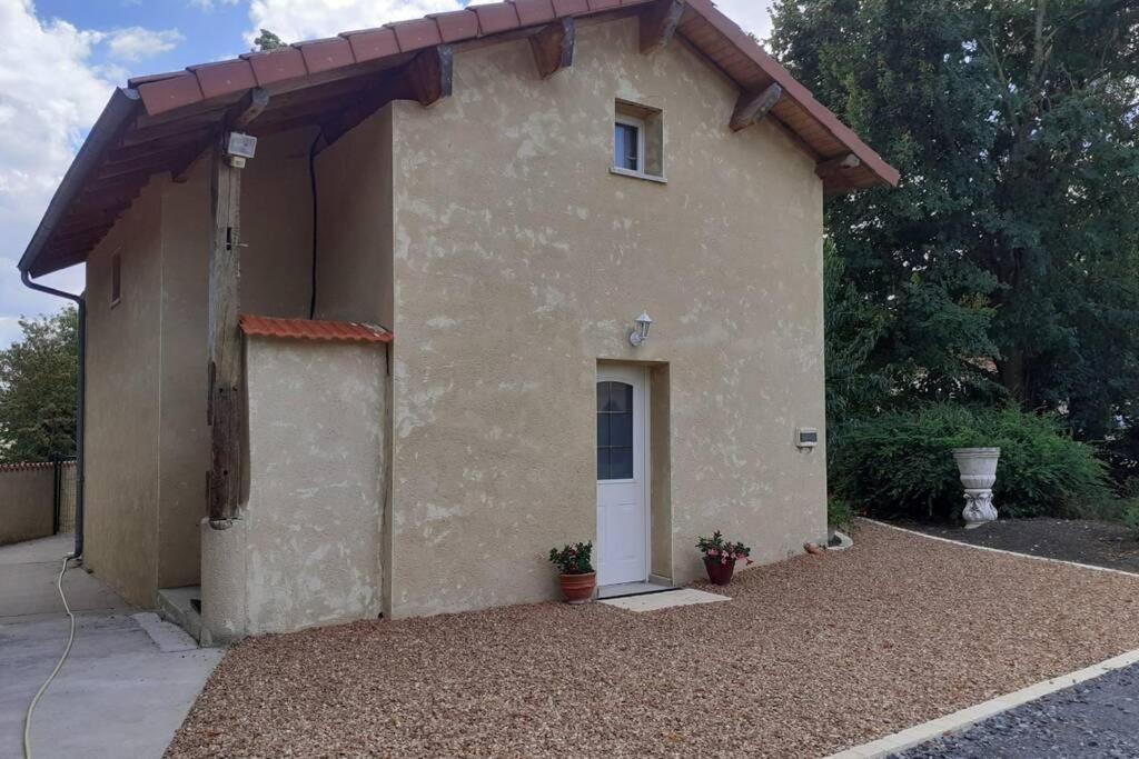 Gite Des Billaudes Thuret Exterior foto